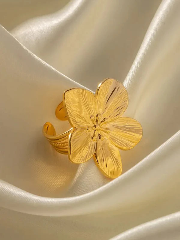 Bianca - Flower Blossom Statement Ring Gold