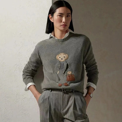 Anna - Embroidery Bear sweater